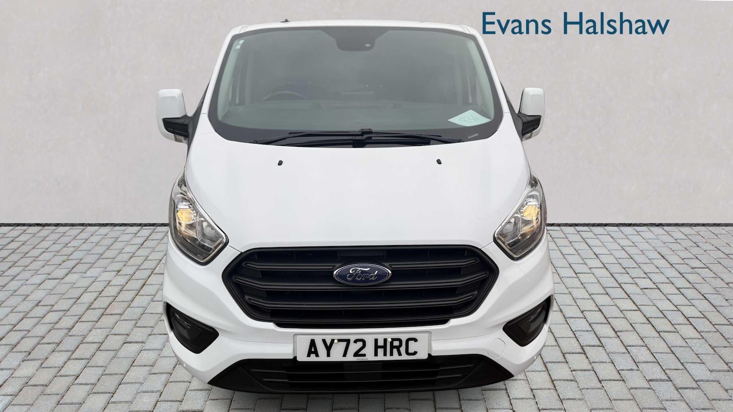 Used Ford Transit Custom 2022 for sale - 76230394: Photo 2