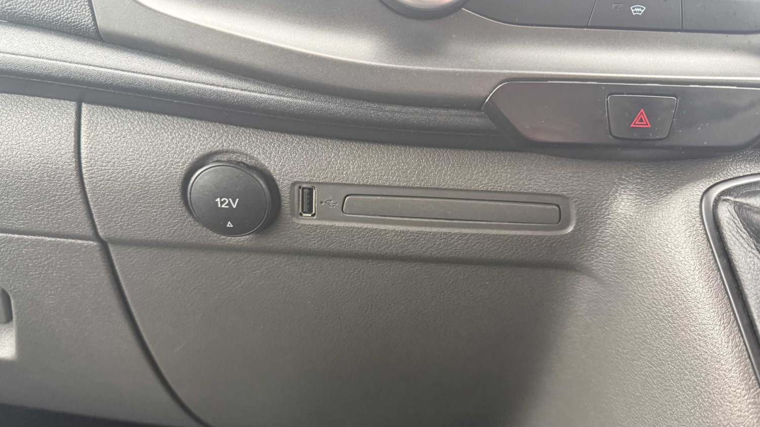 Used Ford Transit Custom 2022 for sale - 76230394: Photo 32