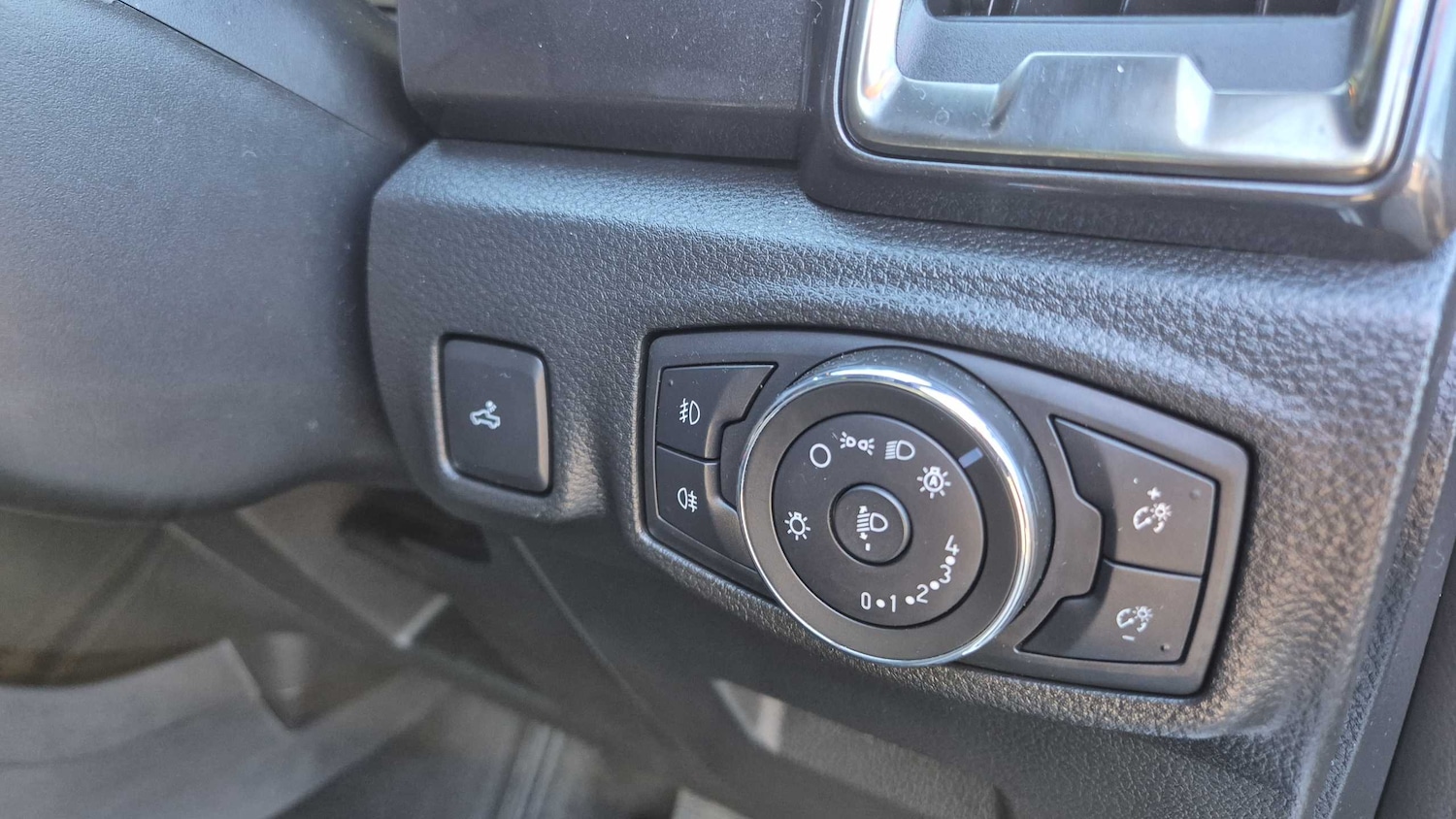 Vehicle 35