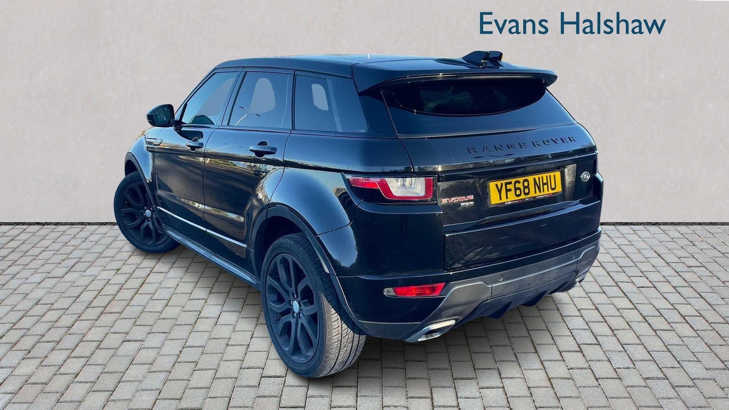 Used Land Rover Range Rover Evoque 2018 for sale - 77093424: Photo 2
