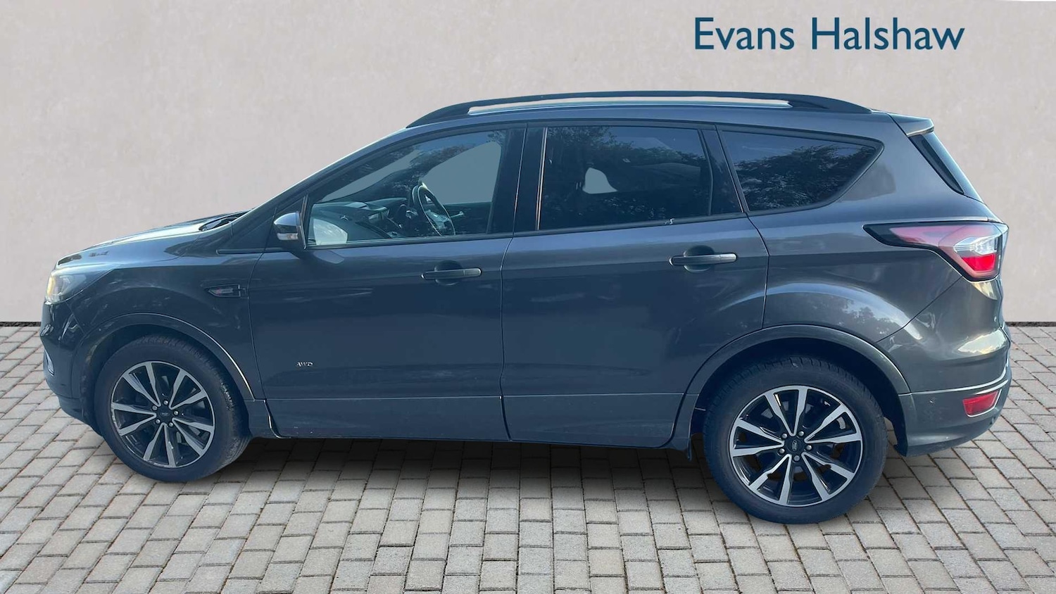 Used Ford Kuga 2018 for sale - 76475945: Photo 3