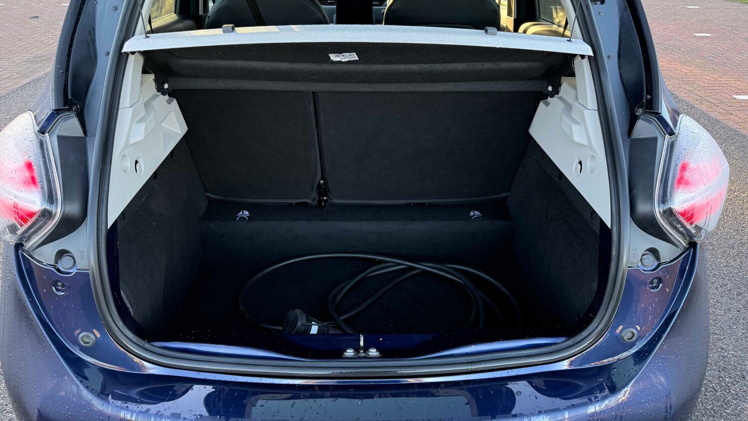 Used Renault Zoe 2022 for sale - 76564323: Photo 12