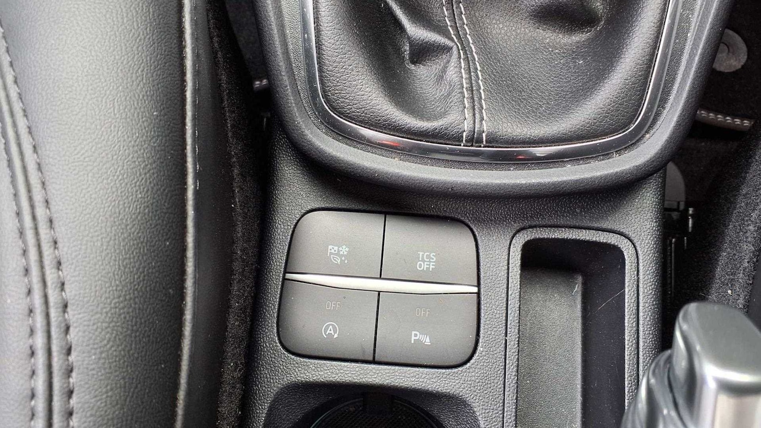 Vehicle 28