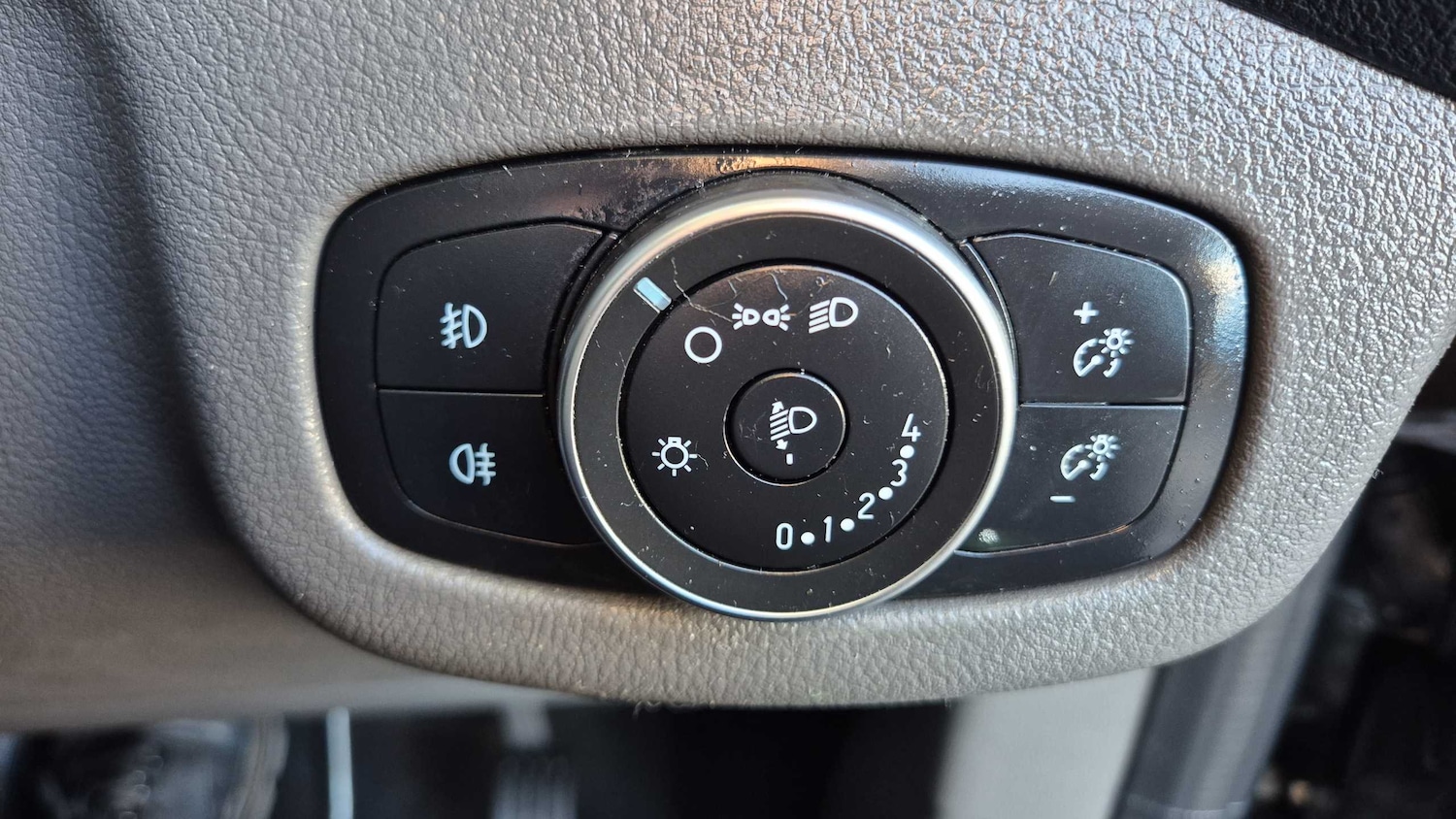 Used Ford Transit Connect 2020 for sale - 76564472: Photo 17