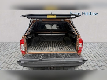 Used Nissan Navara 2018 for sale - 79078476: Photo