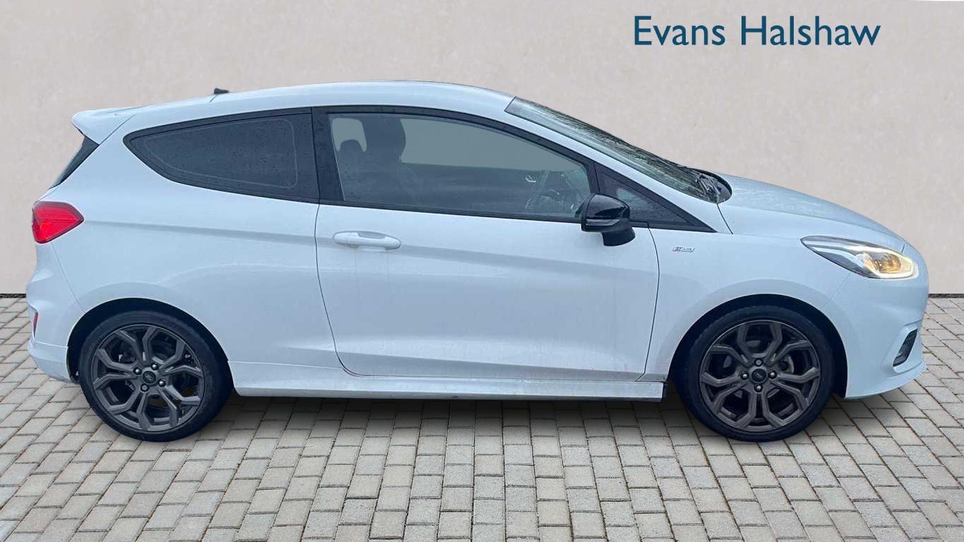 Used Ford Fiesta 2018 for sale - 76789338: Photo 3