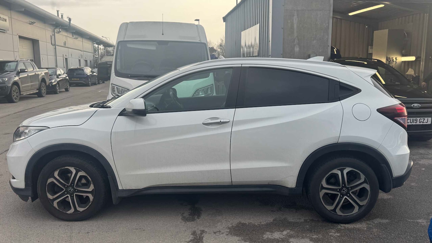 Used Honda HR-V 2016 for sale - 77601431: Photo 6