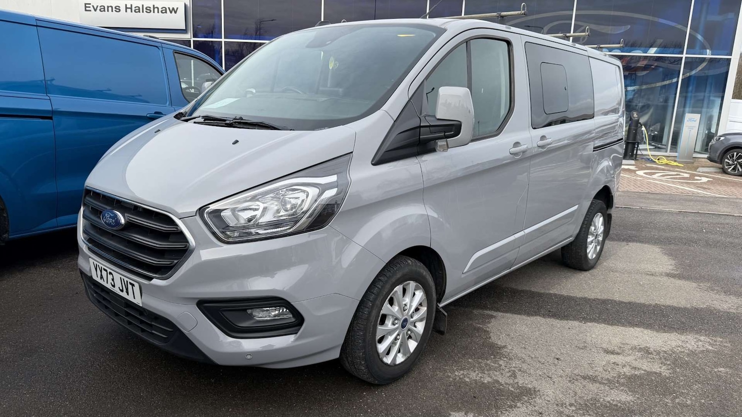 Used Ford Transit Custom 2023 for sale - 77649104: Photo 2