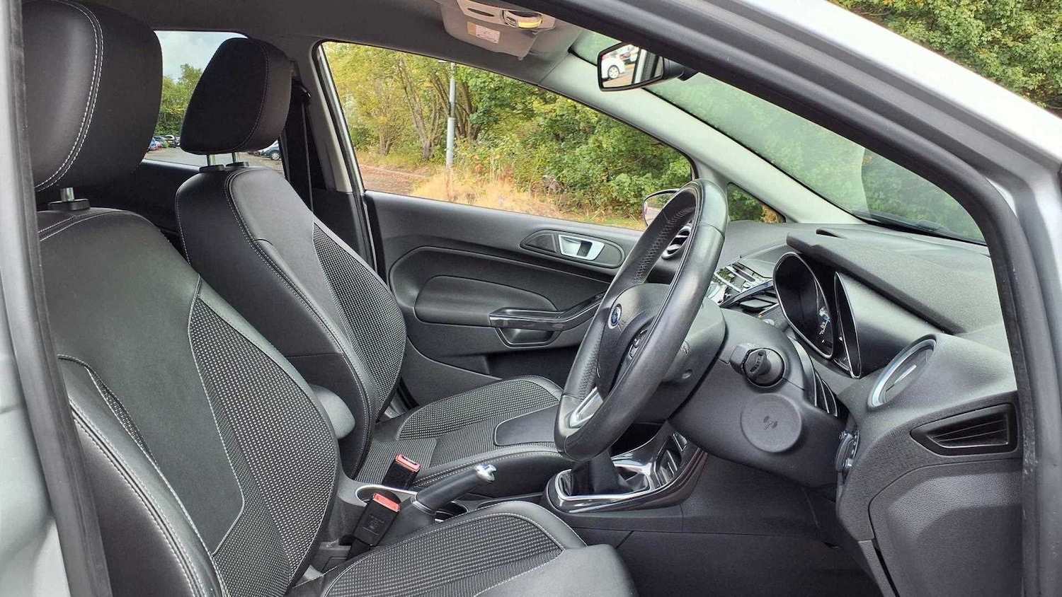 Used Ford Fiesta 2014 for sale - 76310769: Photo 17