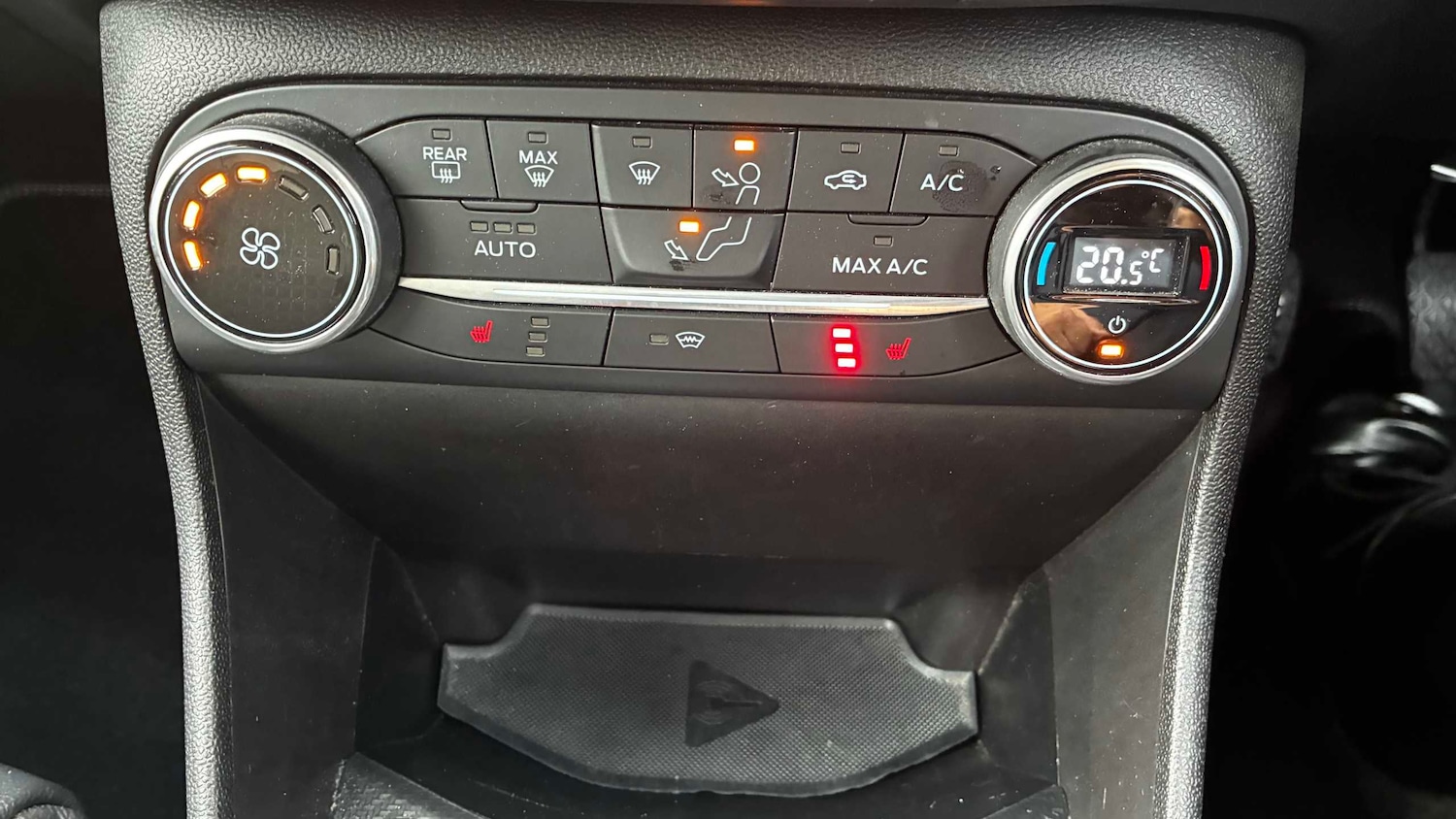 Used Ford Fiesta 2018 for sale - 76156315: Photo 22