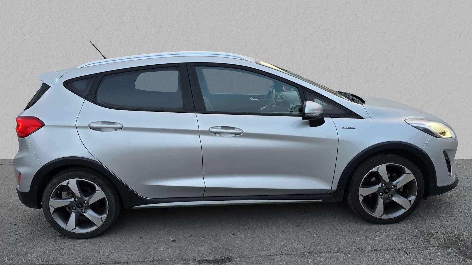 Used Ford Fiesta 2018 for sale - 76156315: Photo 3