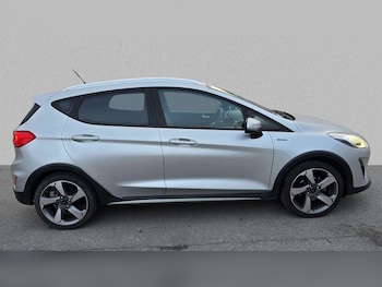 Used Ford Fiesta 2018 for sale - 76156315: Photo 3