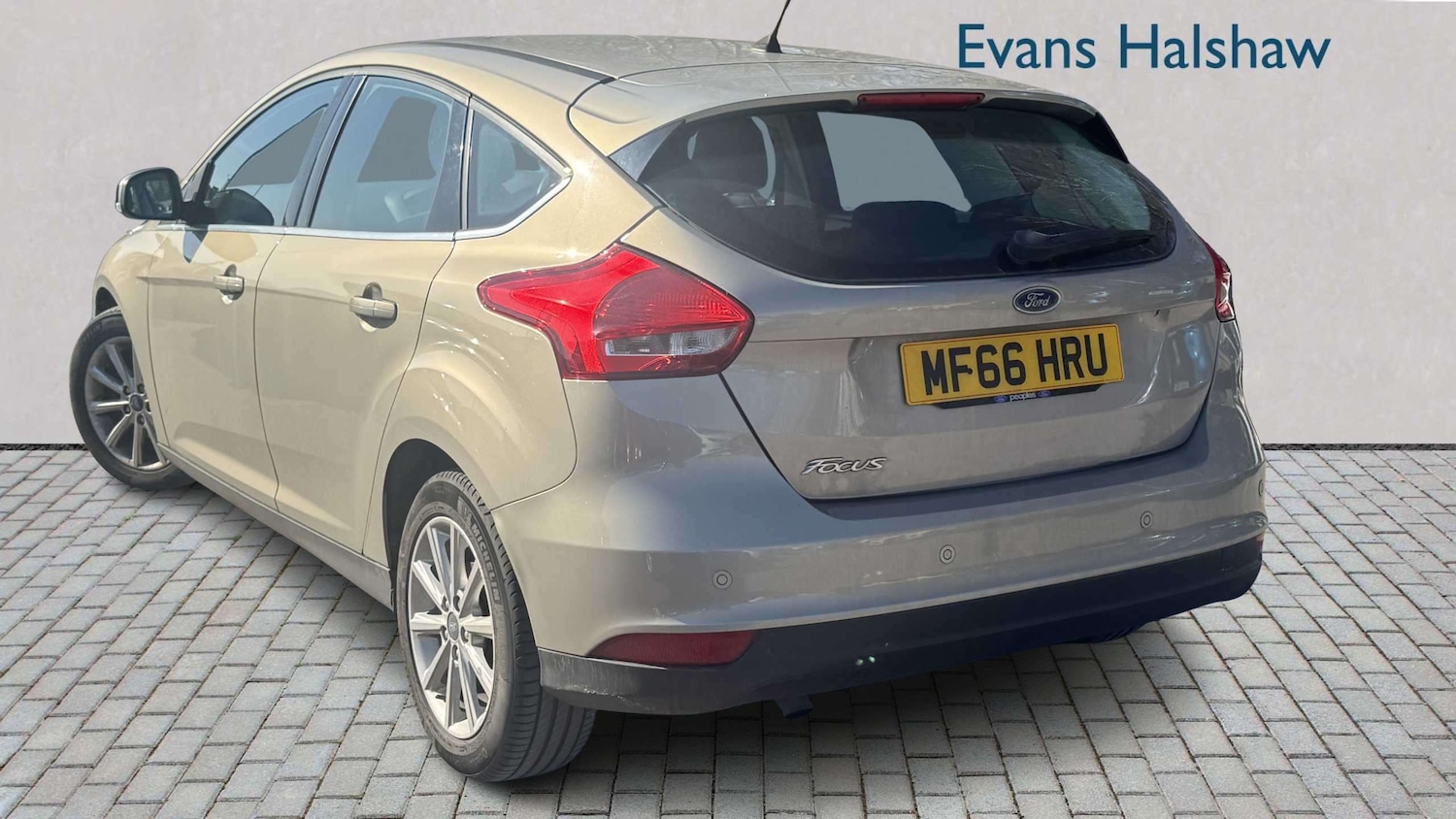 Used Ford Focus 2016 for sale - 77979596: Photo 2