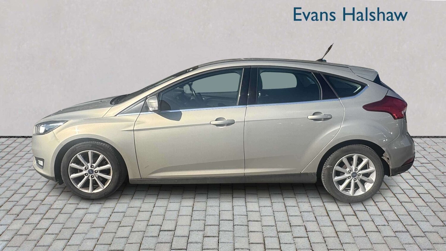 Used Ford Focus 2016 for sale - 77979596: Photo 5