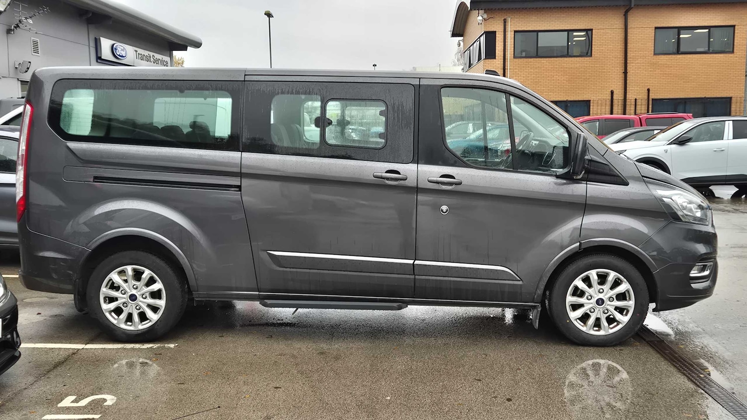 Used Ford Tourneo Custom 2022 for sale - 76587658: Photo 3