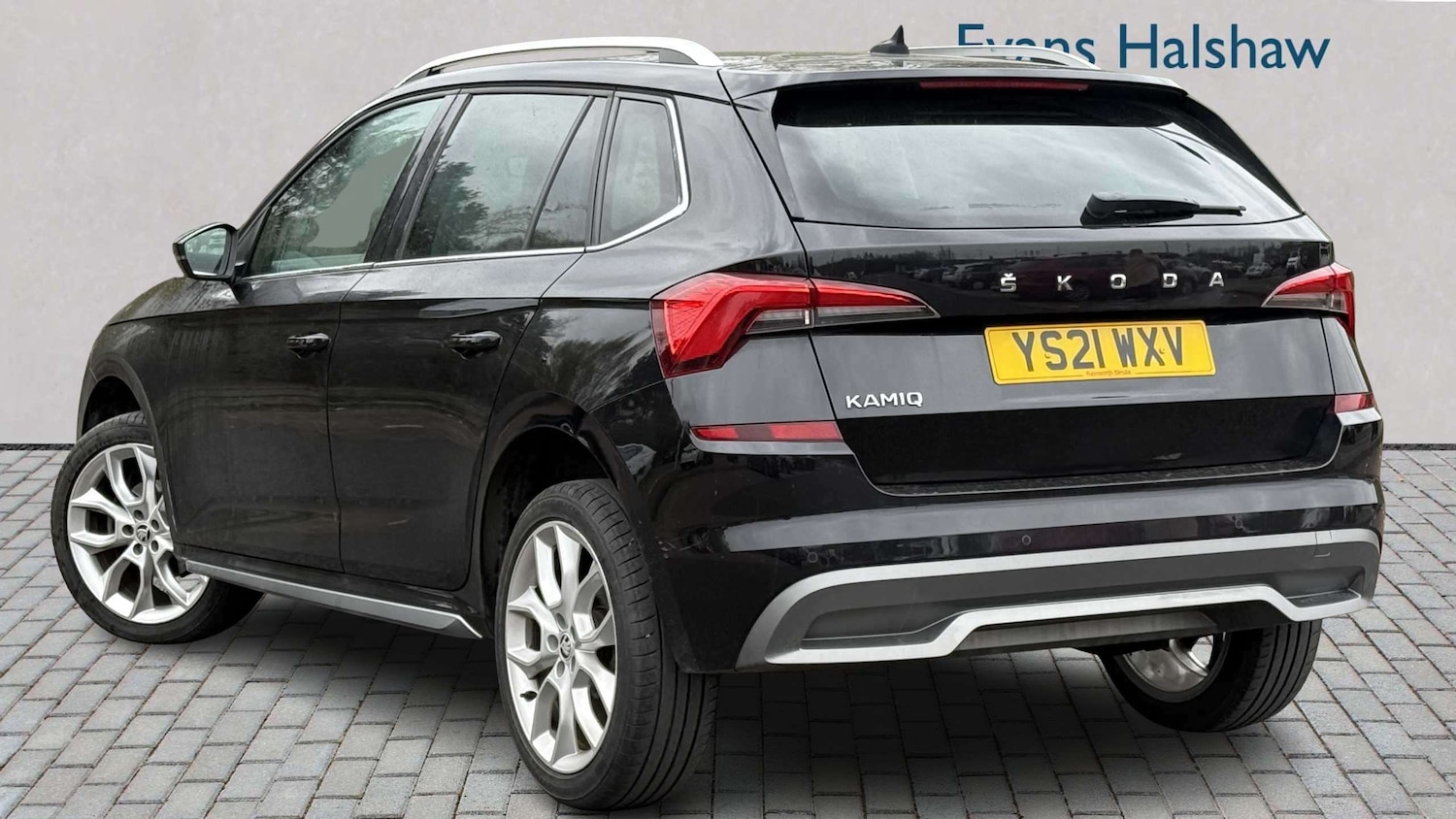 Used Skoda Kamiq for sale - 78104196: Photo 2