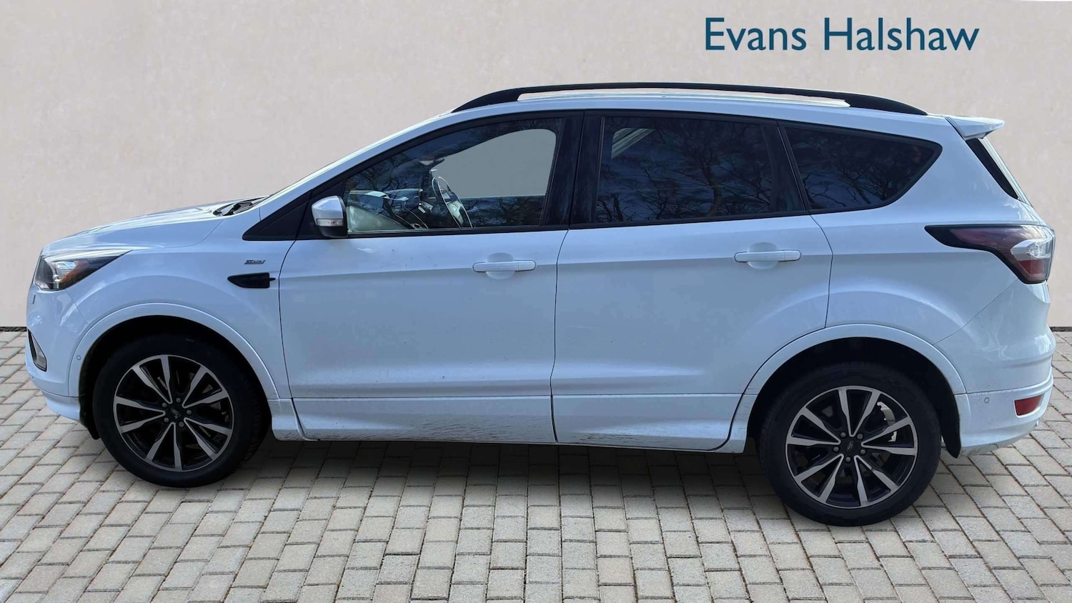 Used Ford Kuga 2017 for sale - 78129704: Photo 5