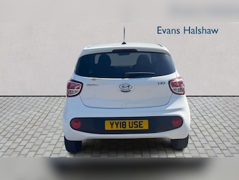 Used Hyundai i10 2018 for sale - 79065411: Photo