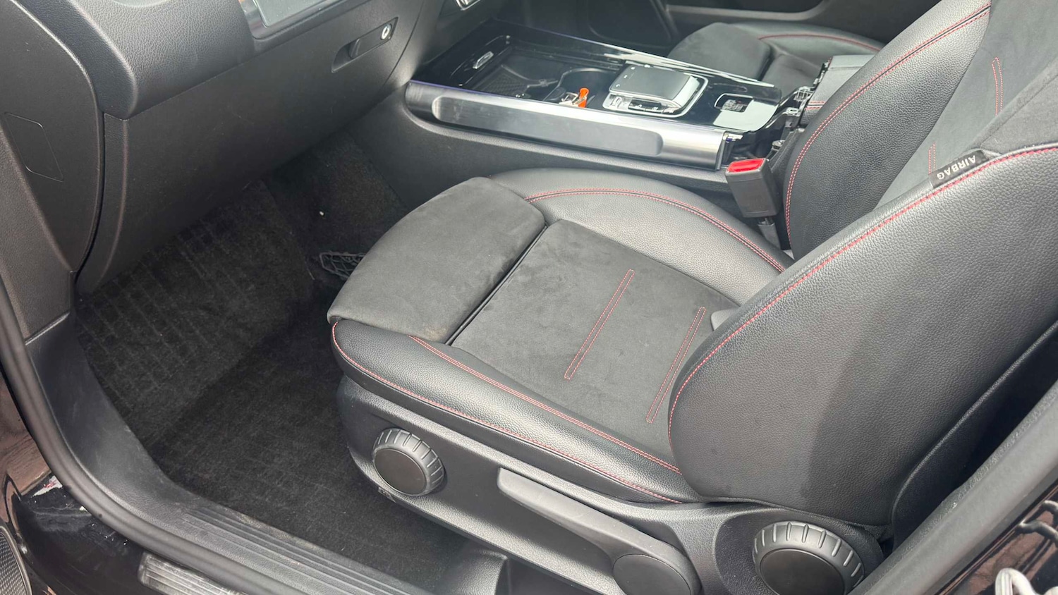 Used Mercedes-Benz GLB 2020 for sale - 77458571: Photo 16