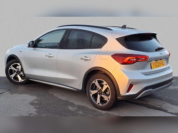 Used Ford Focus 2023 for sale - 75951411: Photo