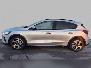 Used Ford Focus 2023 for sale - 75951411: Photo