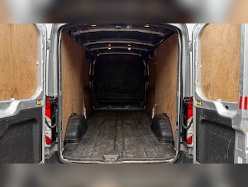 Used Ford Transit 2018 for sale - 77787182: Photo