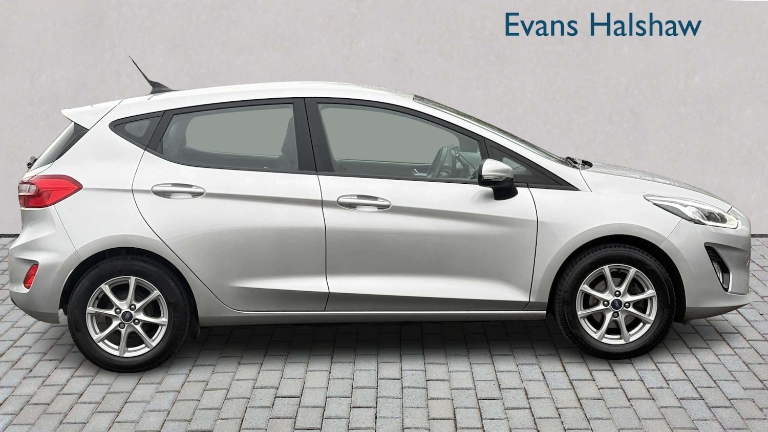 Used Ford Fiesta 2019 for sale - 77772049: Photo 4