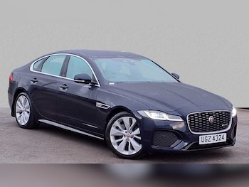 2021 - 2.0 D200 R-Dynamic SE 4dr Auto