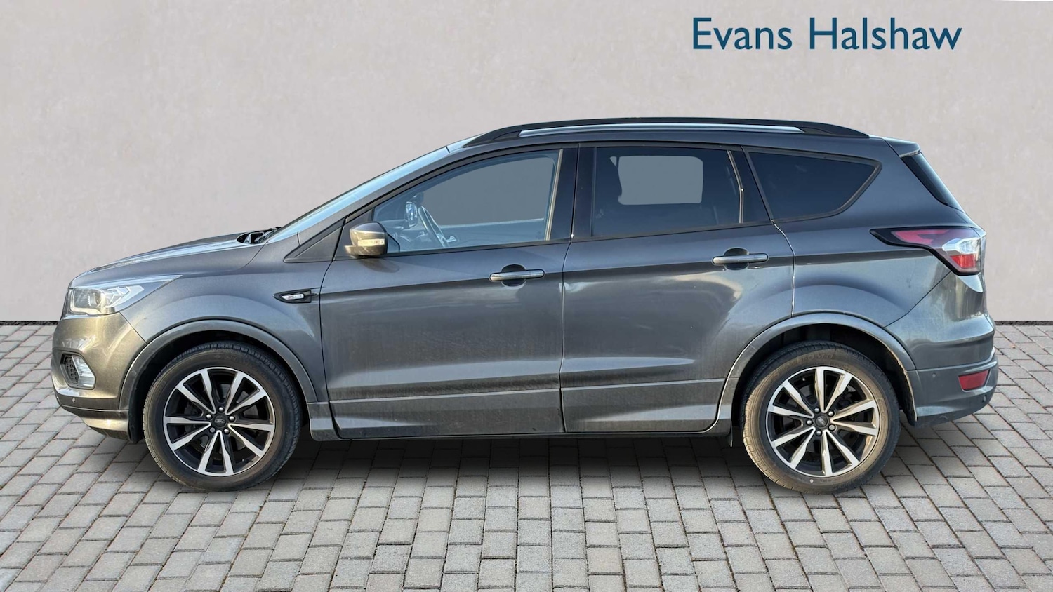 Used Ford Kuga 2017 for sale - 77099583: Photo 4