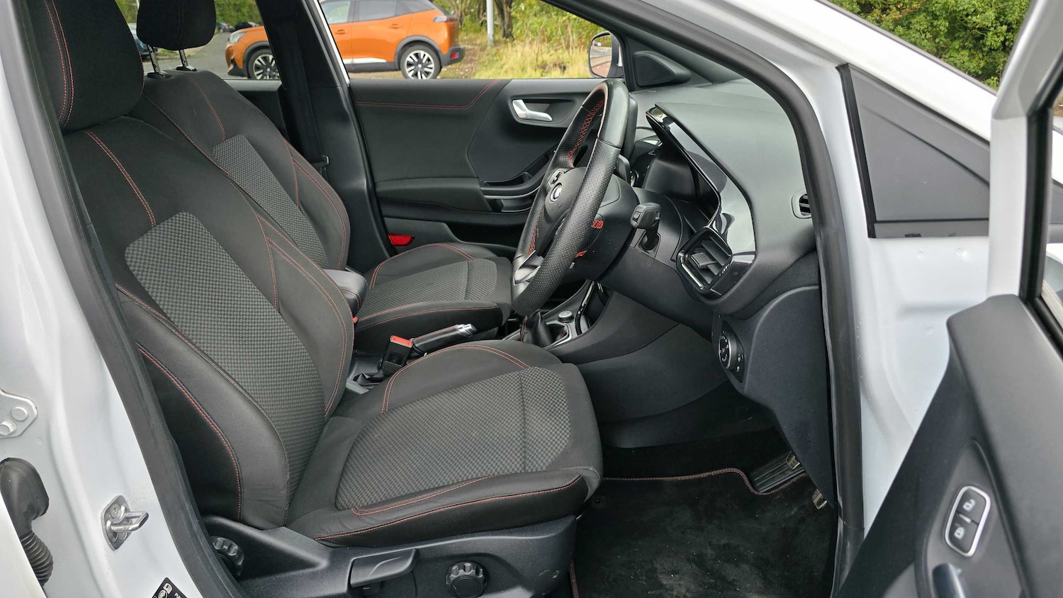 Used Ford Puma 2020 for sale - 76598332: Photo 17