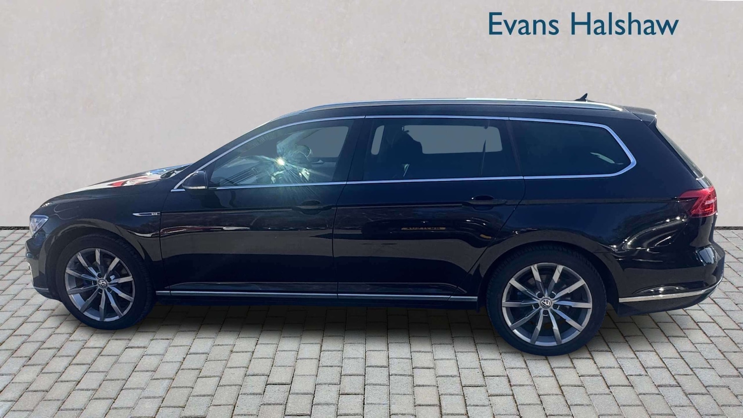 Used Volkswagen Passat 2017 for sale - 77961083: Photo 5