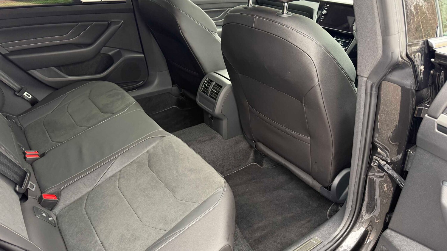 Used Volkswagen Arteon 2025 for sale - 77979552: Photo 16