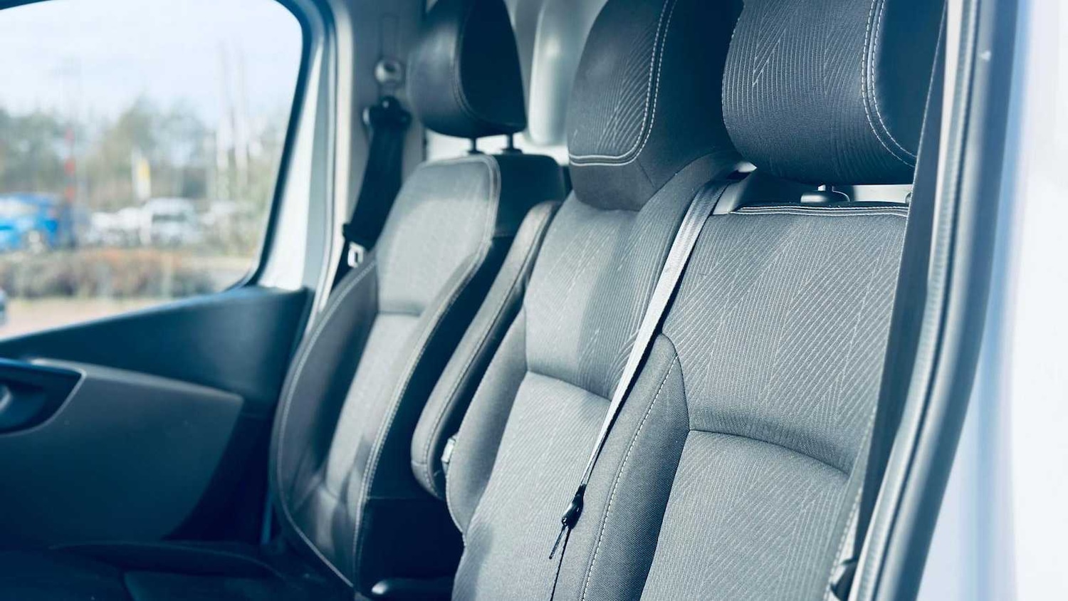 Used Renault Trafic 2017 for sale - 77913879: Photo 10