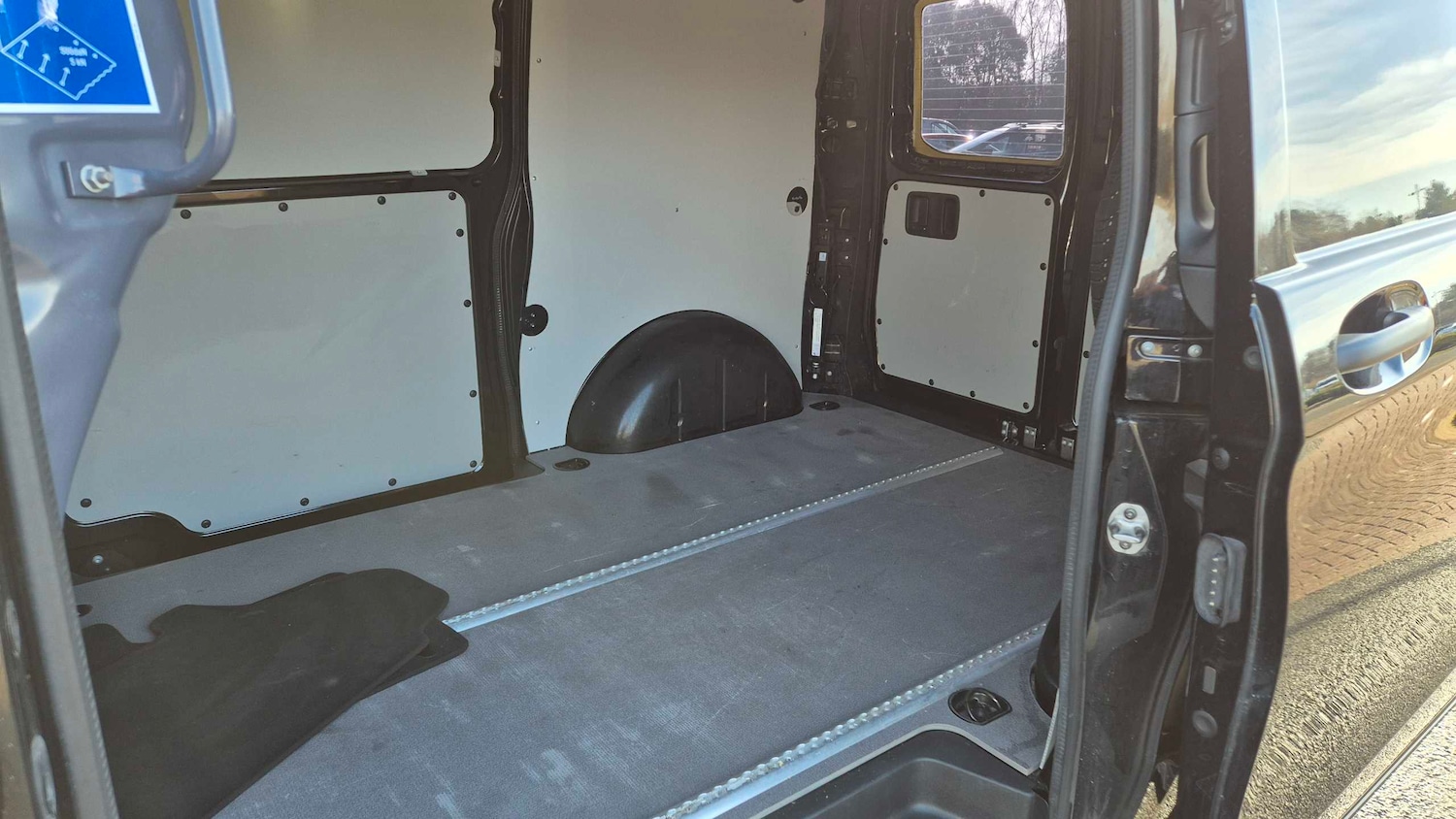 Used Mercedes-Benz Vito 2022 for sale - 77699025: Photo 11