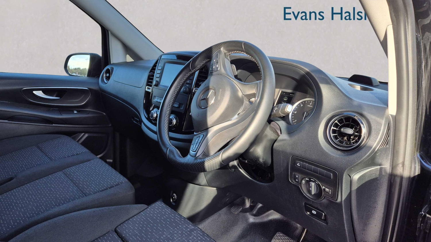 Used Mercedes-Benz Vito 2022 for sale - 77699025: Photo 13