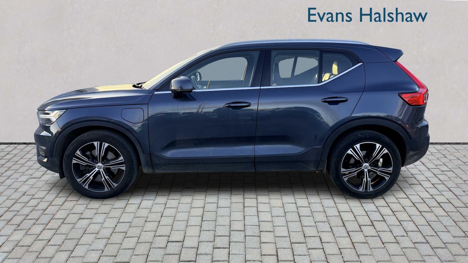 Used Volvo XC40 2021 for sale - 77134928: Photo 6