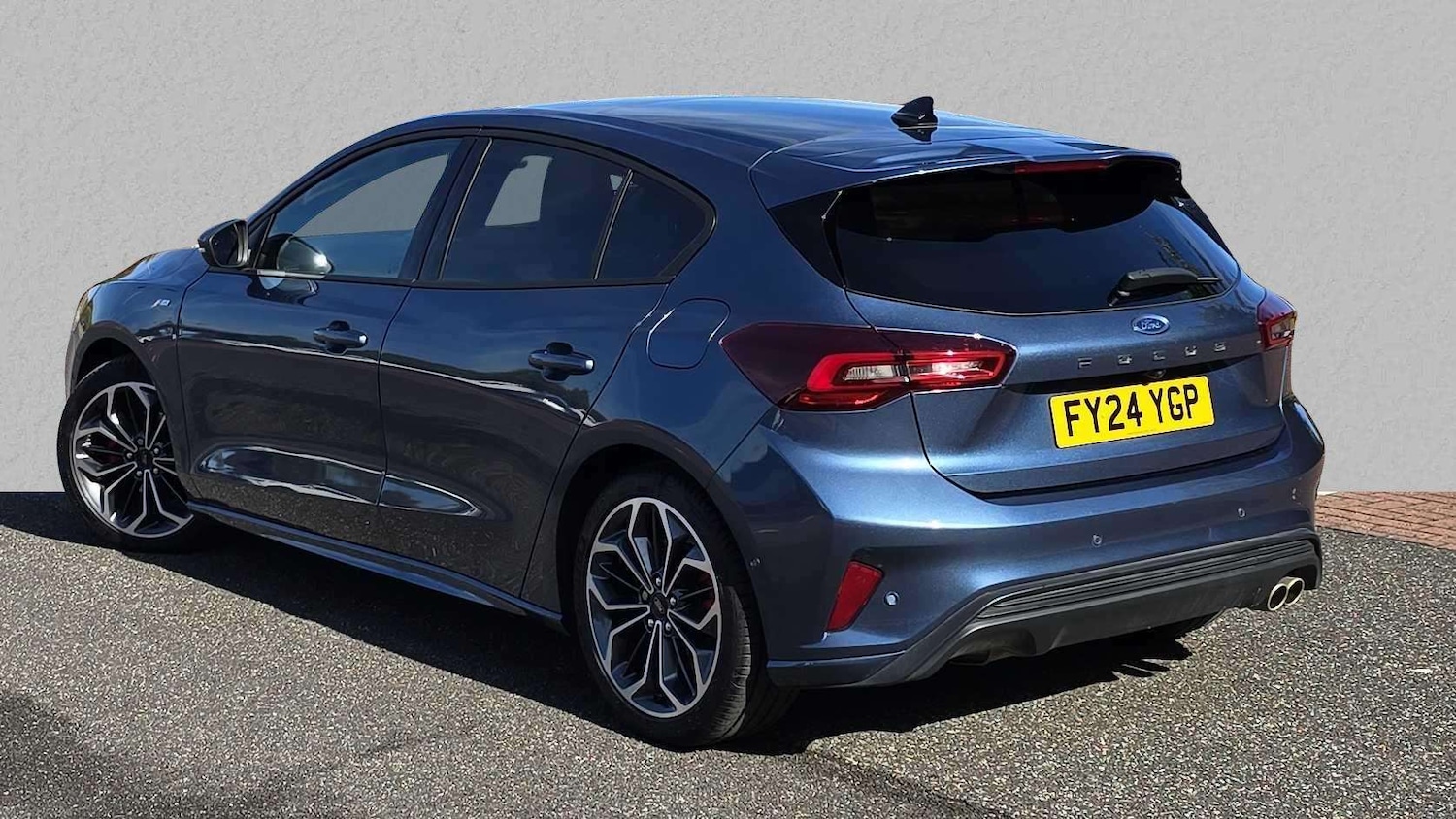 Used Ford Focus 2024 for sale - 76100610: Photo 2