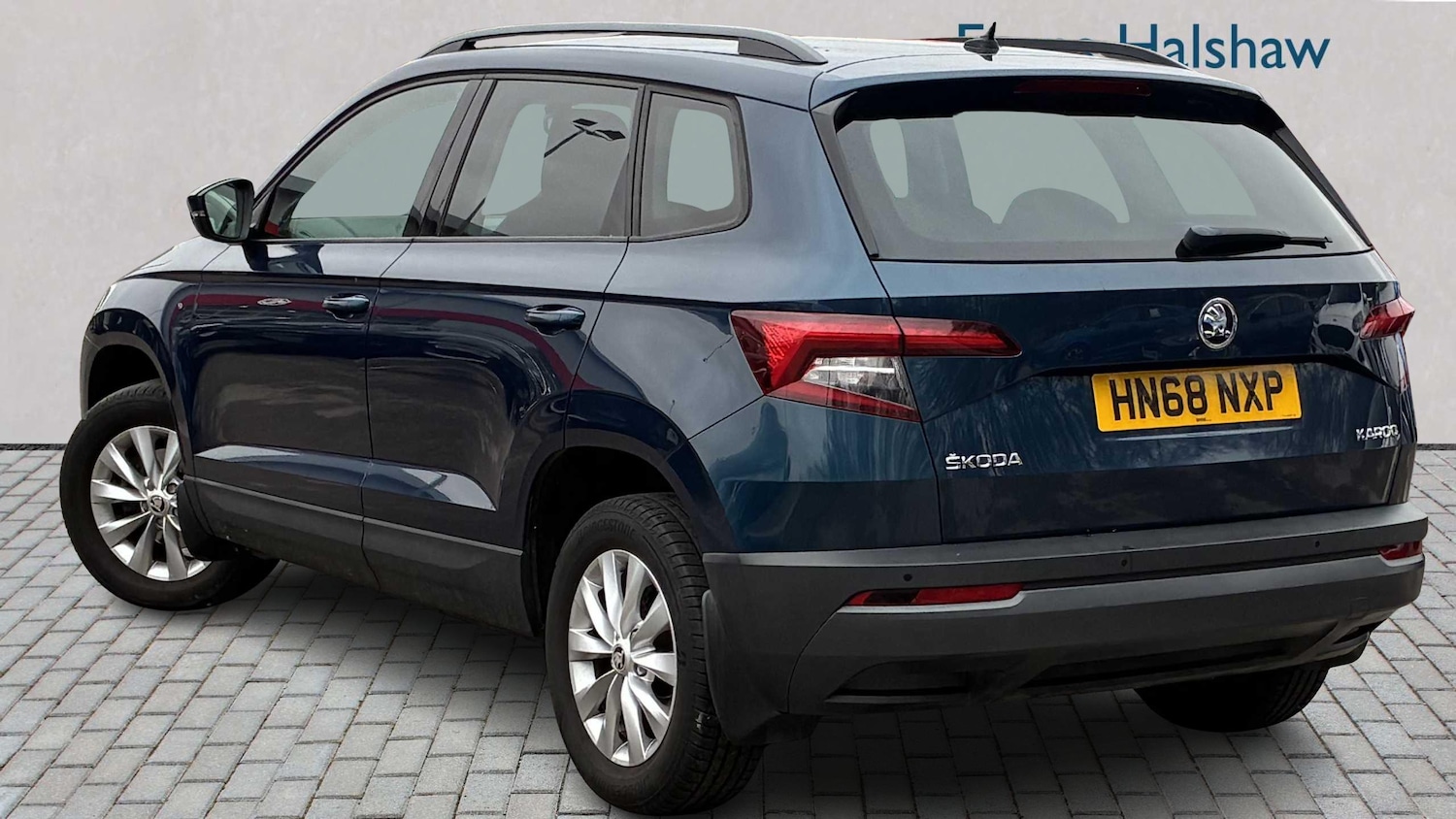 Used Skoda Karoq 2018 for sale - 77443454: Photo 2