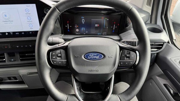 Used Ford E-Transit 2024 for sale - 75316718: Photo 26