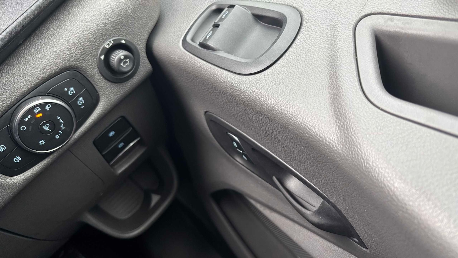 Used Ford Transit 2024 for sale - 78090182: Photo 18