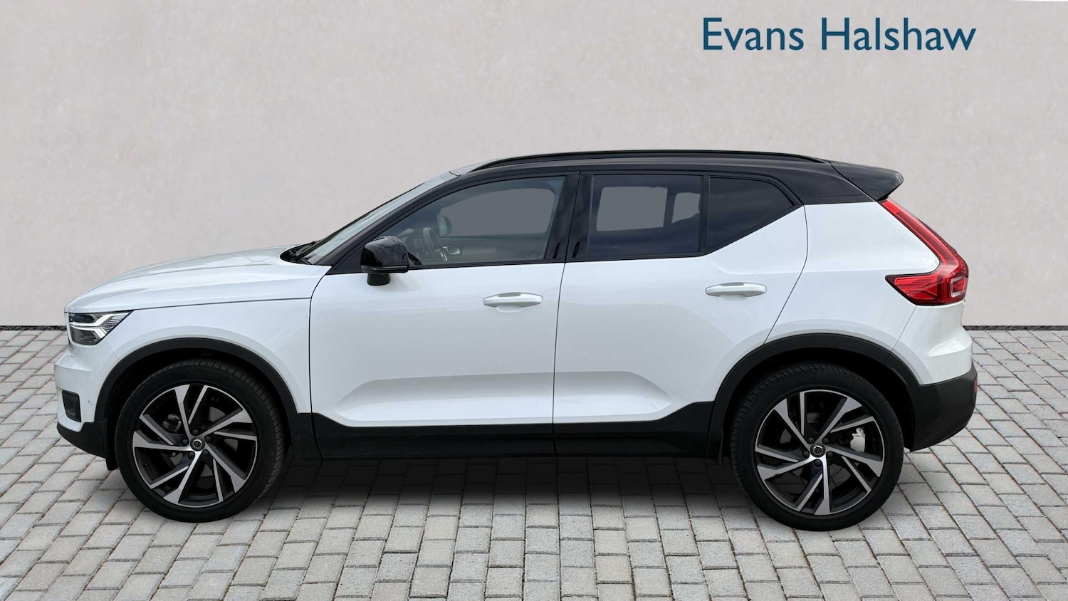Used Volvo XC40 2021 for sale - 76351618: Photo 6