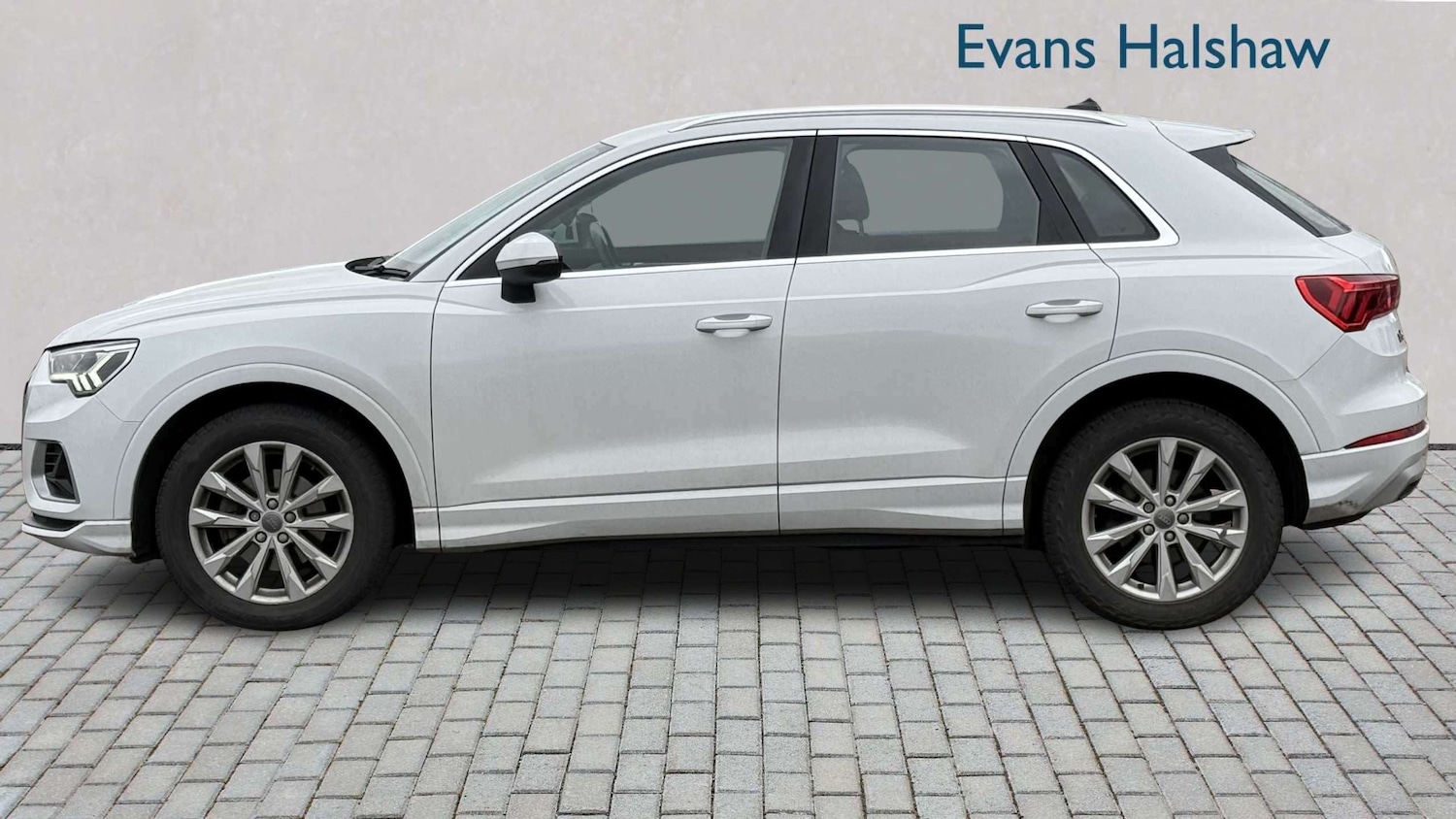 Used Audi Q3 2020 for sale - 77928463: Photo 6