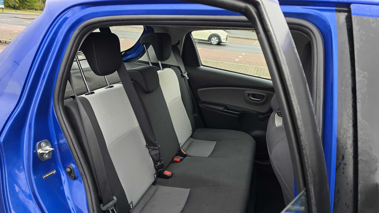 Used Toyota Yaris 2019 for sale - 76575995: Photo 12