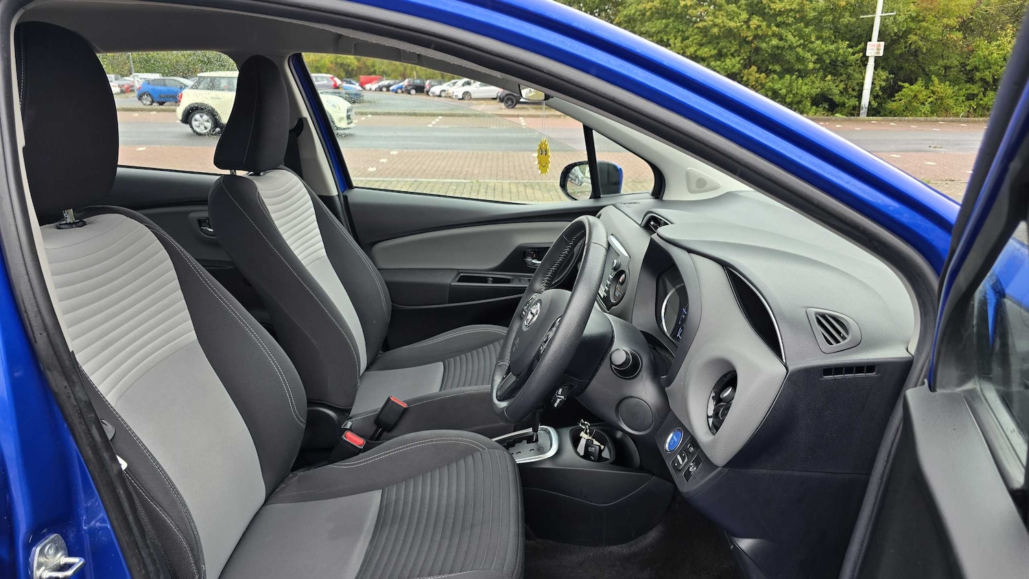 Used Toyota Yaris 2019 for sale - 76575995: Photo 17