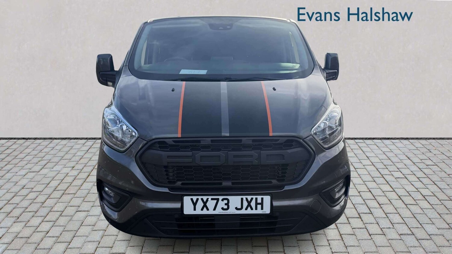 Used Ford Transit Custom 2023 for sale - 77648968: Photo 2