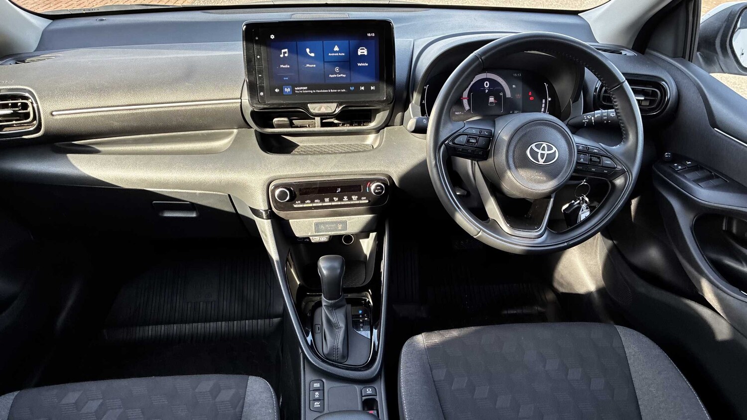 Used Toyota Yaris 2024 for sale - 76156066: Photo 10