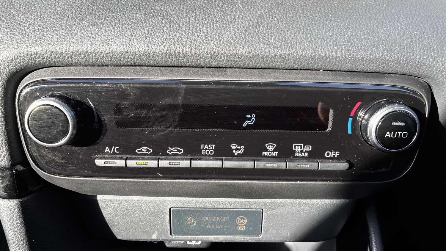 Used Toyota Yaris 2024 for sale - 76156066: Photo 16