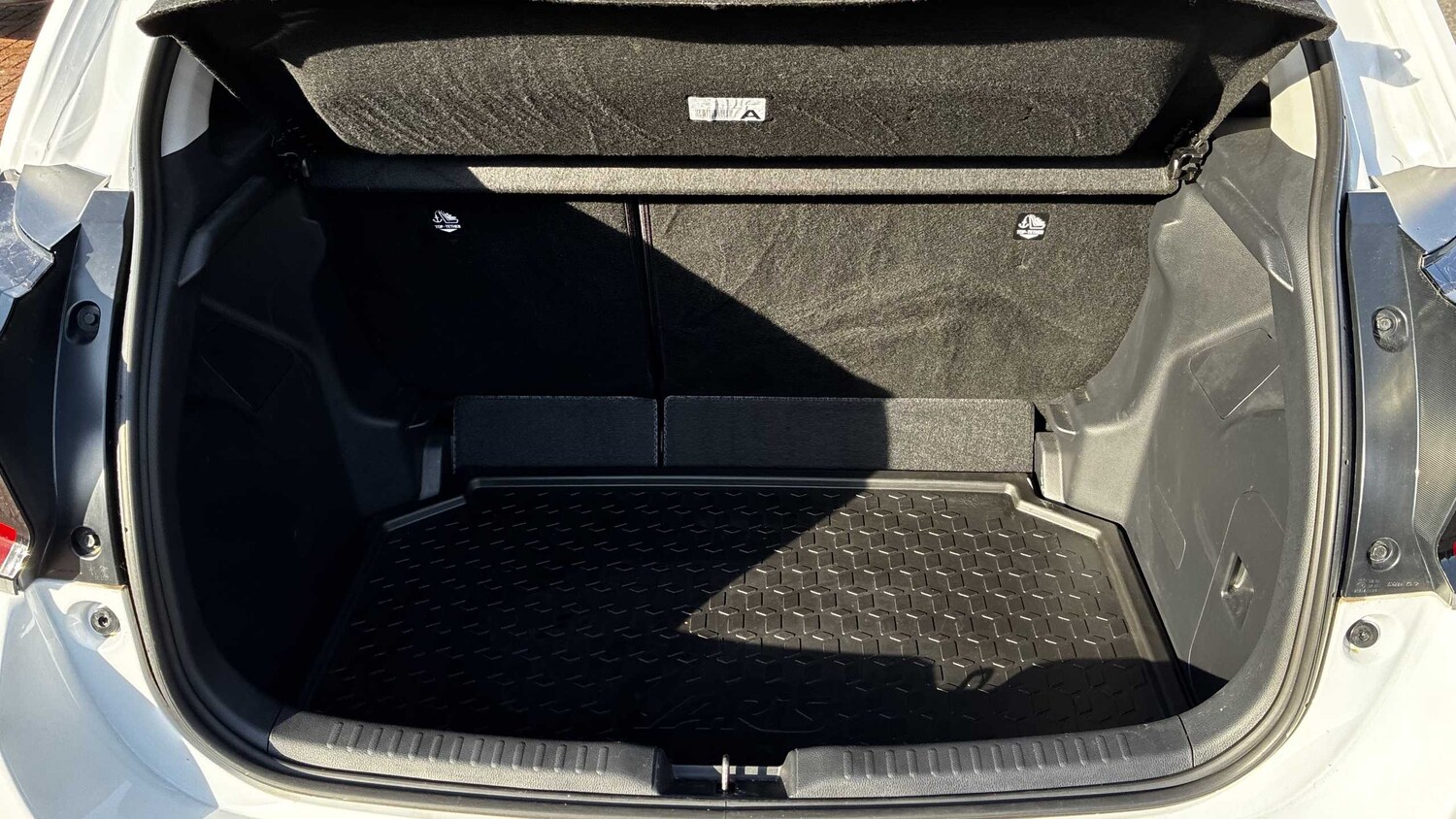 Used Toyota Yaris 2024 for sale - 76156066: Photo 7