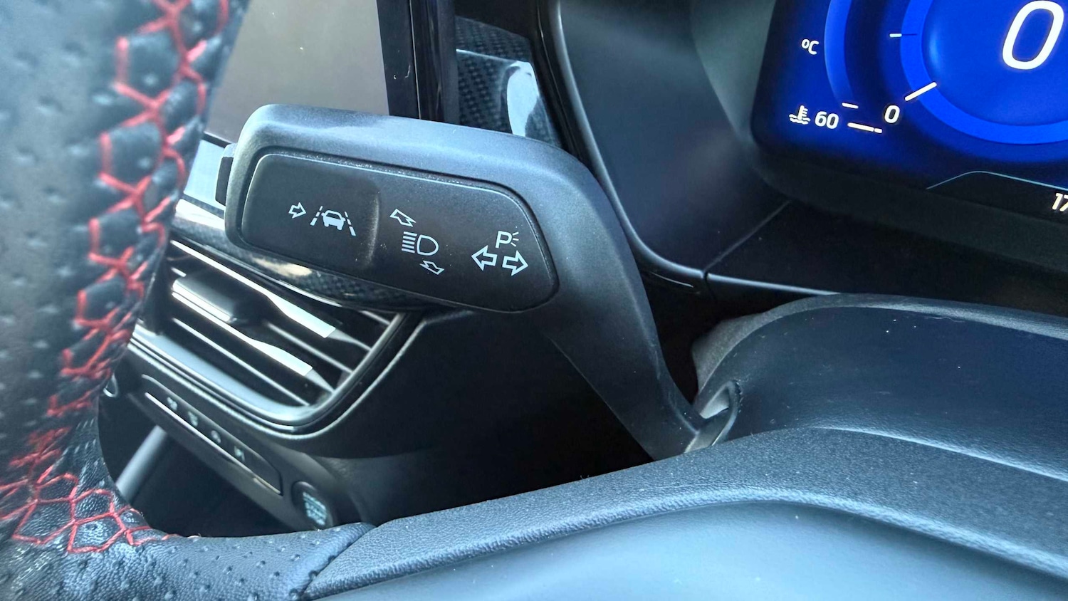 Used Ford Focus 2022 for sale - 76967899: Photo 25