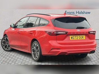 Used Ford Focus 2022 for sale - 76967899: Photo